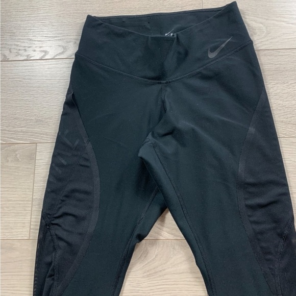 Nike Power Legend Mid Rise Black Training Crop Legging - Picture 4 of 12